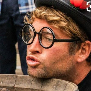 Meet your Posher, Jonathan